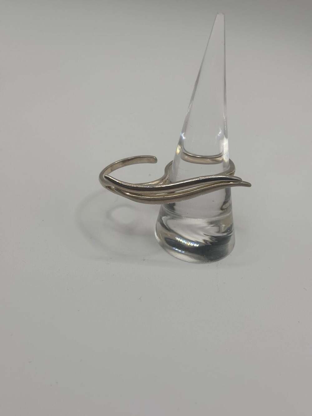 RCI Thailand 925 Sterling Silver Double Finger Wave Ring Size 9
